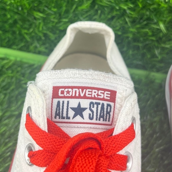 Converse Chuck Taylor All Star Low Top White Red Laces Mens 6.5 Womens 8.5 - Picture 4 of 12